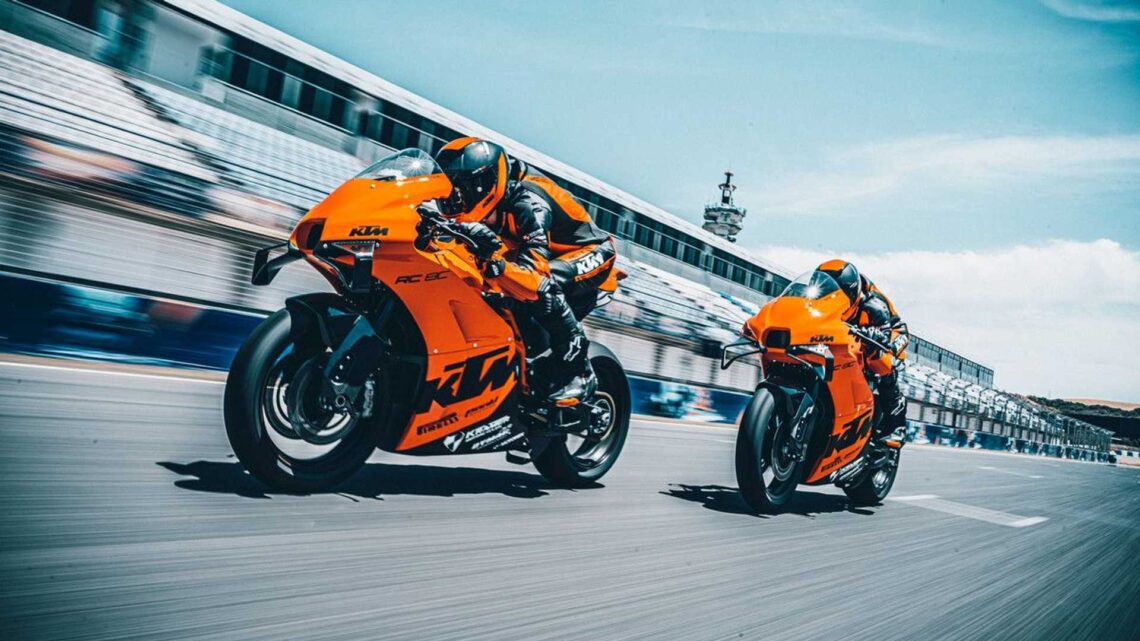 KTM RC 8C custa R$ 213 mil e nem pode ser emplacada